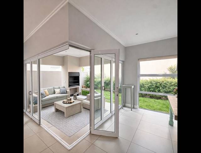 3 BEDROOM CLUSTER FOR SALE IN BRYANSTON